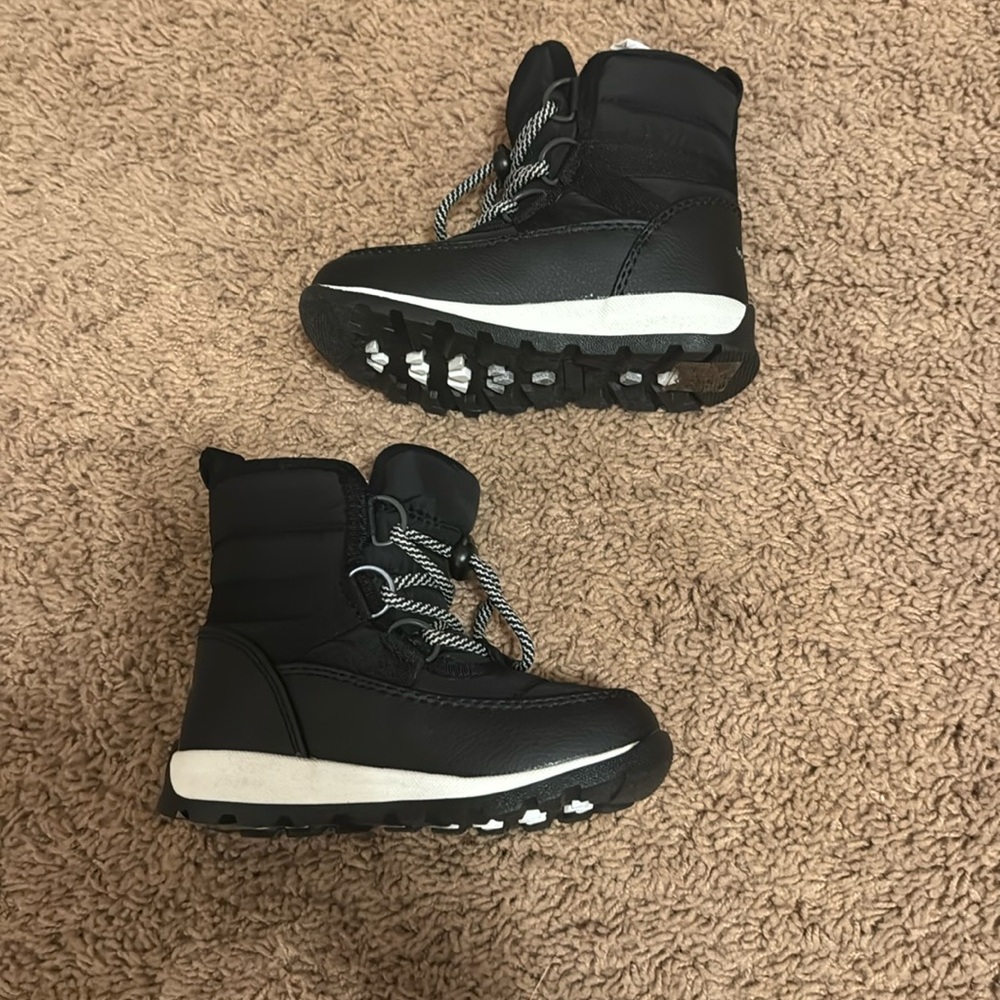 Toddler snow boots